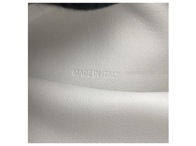 Borsa a tracolla Balenciaga in pelle bianca Bianco - vista 13
