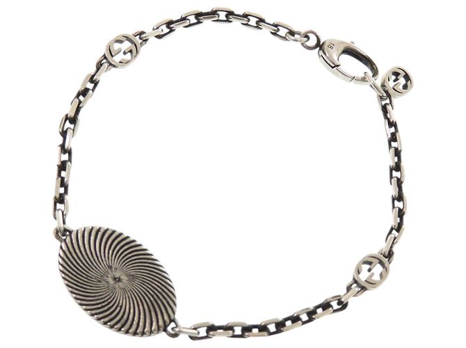 Bracciale con ciondolo argento Gucci GG Marmont - vista 3