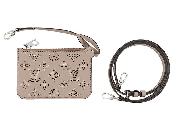 Borsa Louis Vuitton Monogram Mahina Blossom PM - vista 17