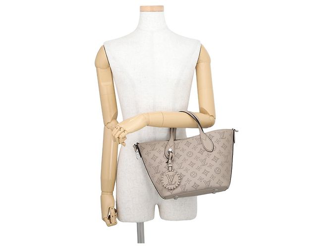 Borsa Louis Vuitton Monogram Mahina Blossom PM - vista 5