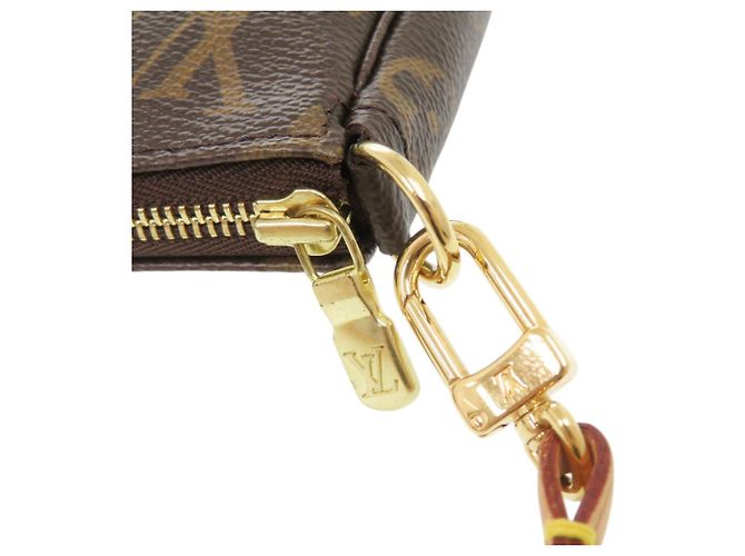 Borsa Louis Vuitton Pochette Accessoires Monogram Marrone Monogramma - vista 8