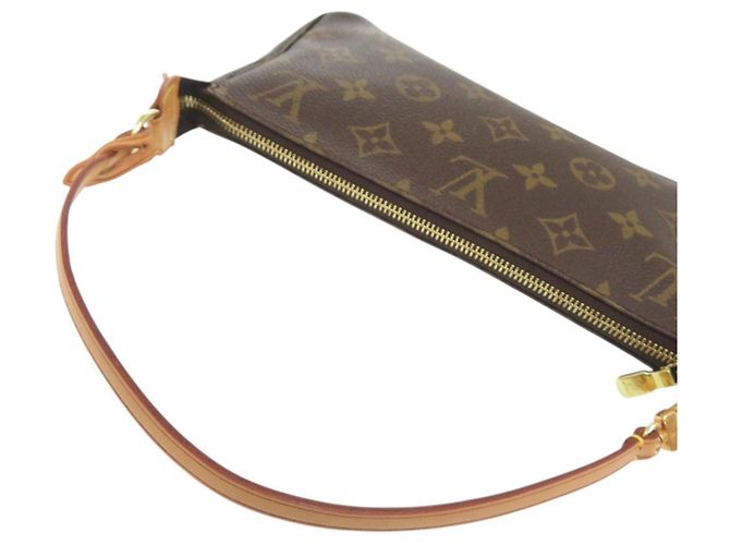 Louis Vuitton Pochette Accessoires Monogram Handbag Marrone Monogramma - vista 6