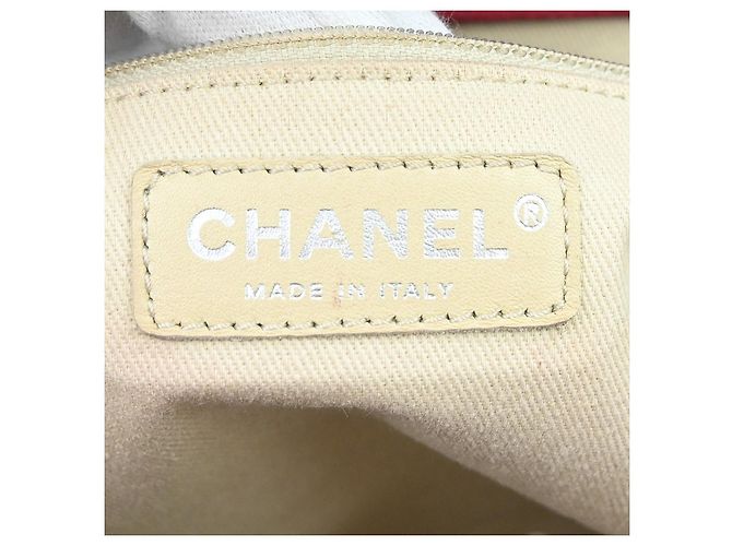 Chanel Reissue Tote aus gestepptem Leder Rot - Ansicht 4