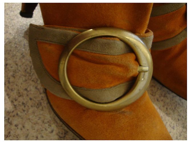 Botas altas Michel Vivien de ante naranja con hebilla - vista 3