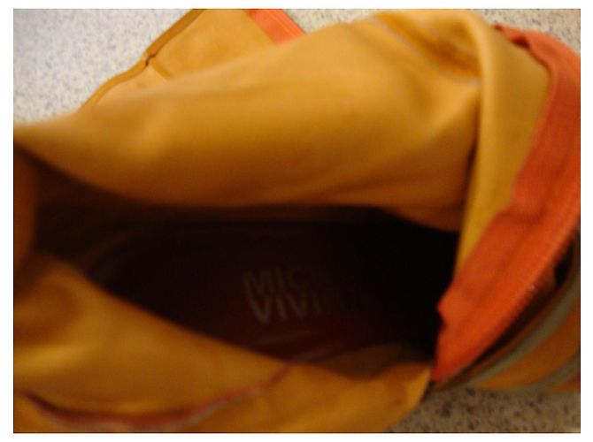 Botas altas Michel Vivien de ante naranja con hebilla - vista 4