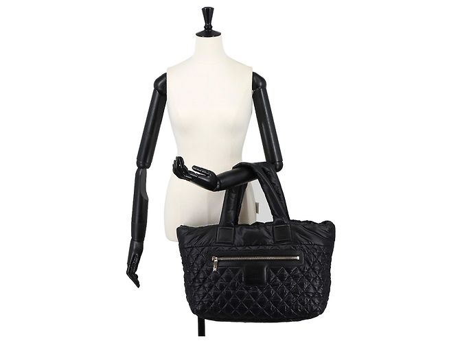 Bolsa de mão tote Chanel Coco Cocoon MM Medium Preto - vista 10