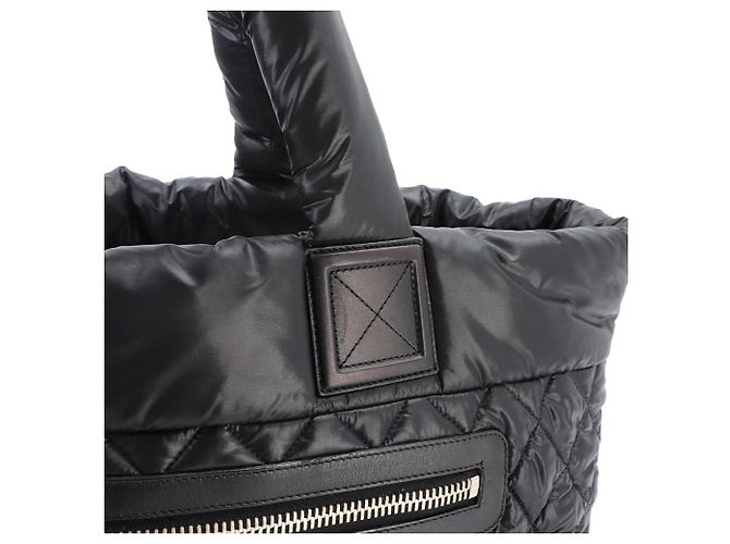 Bolsa de mão tote Chanel Coco Cocoon MM Medium Preto - vista 8