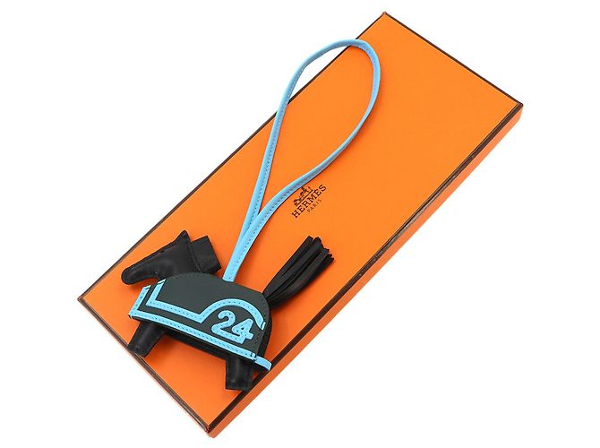 Hermès Hermes Rodeo Robeo 24 PM Handbag Charm Nero Blu chiaro - vista 2