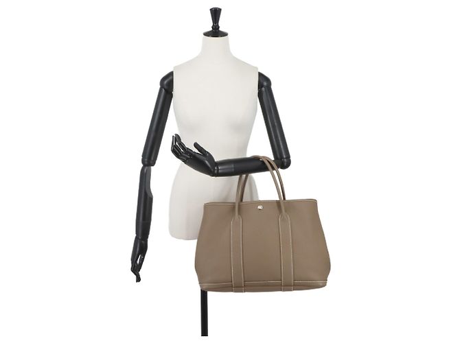 Hermès Borsa Hermes Garden PM Tote Taupe - vista 10