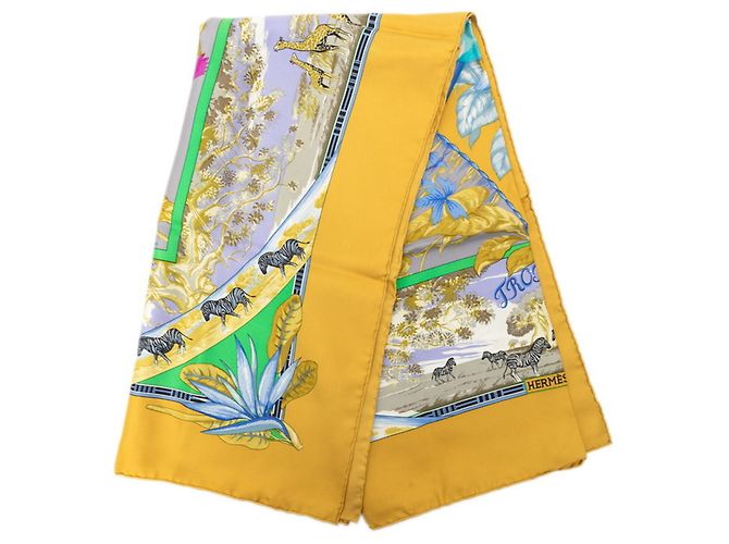 Hermès Hermes Carre 90 Tropic Seidentuch Mehrfarben Gelb - Ansicht 7