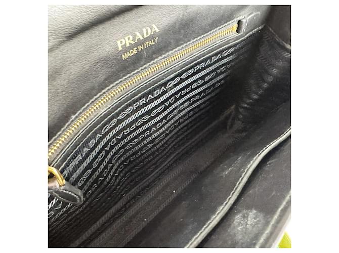 Borsa a tracolla Prada in pelle nera e verde Nero - vista 5