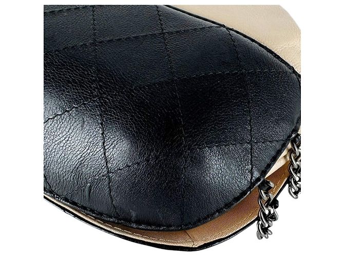 Borsa a tracolla Chanel in beige e nero - vista 8