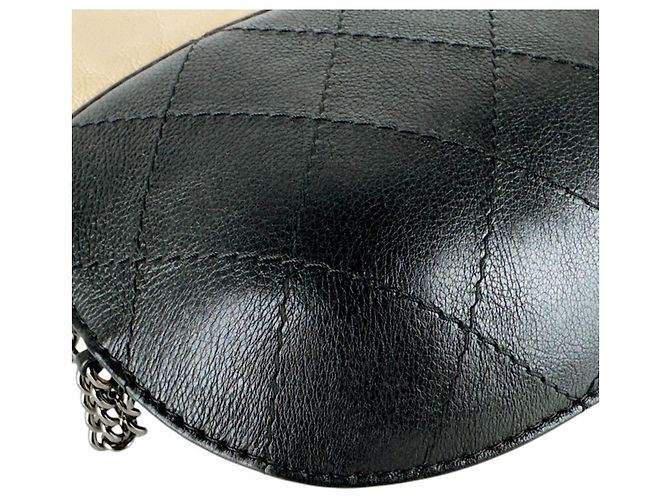 Borsa a tracolla Chanel in beige e nero - vista 9
