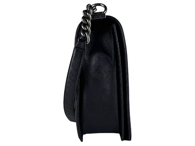 Borsa a tracolla Chanel Boy Large in pelle di agnello Nero - vista 2