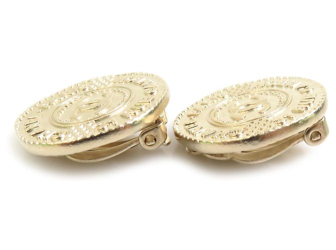 Orecchini a clip Chanel Gold D'oro - vista 2