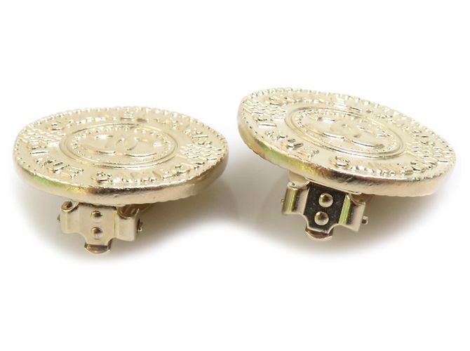 Orecchini a clip Chanel Gold D'oro - vista 3