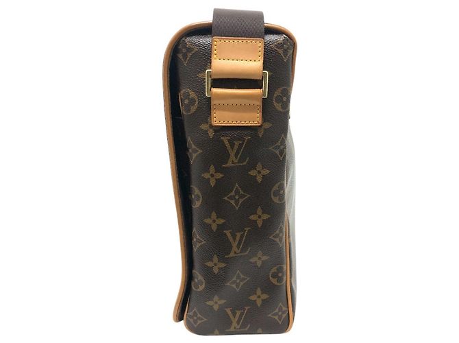 Borsa a tracolla Louis Vuitton Abesses Monogram Canvas Marrone - vista 4