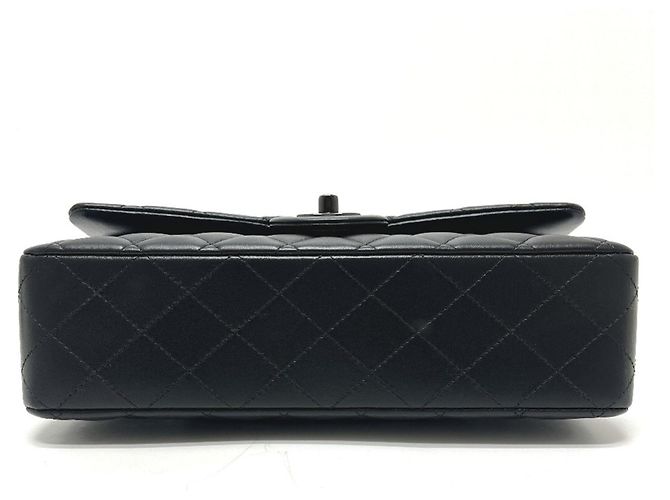 Borsa a tracolla Chanel A01112 Matelassé Nero - vista 5