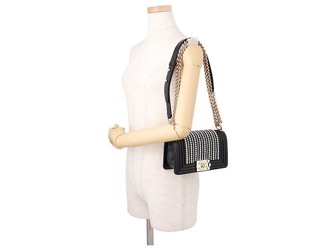 Borsa a tracolla Chanel Black Matelasse Nero - vista 4