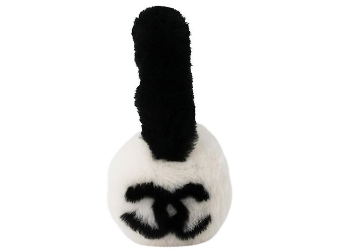 Scaldaorecchie Chanel della Collezione Neige Nero Bianco - vista 2