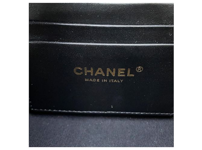 Borsa a tracolla Chanel Matelassé White Bianco - vista 14