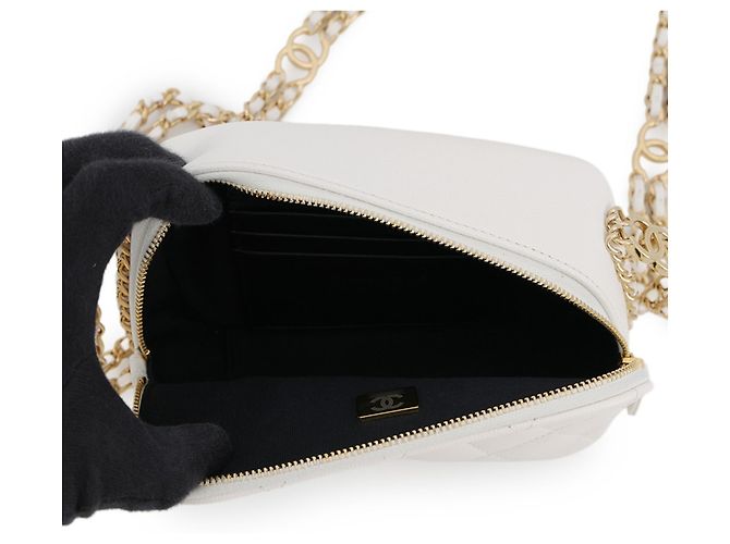Borsa a tracolla Chanel Matelassé White Bianco - vista 5