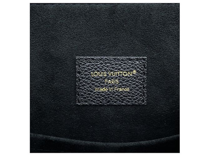 Louis Vuitton Black Monogram Empreinte Rucksack Schwarz - Ansicht 16