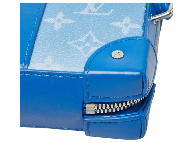 Borsa a tracolla Portafoglio Soft Trunk Louis Vuitton Monogram Clouds Blu - vista 4