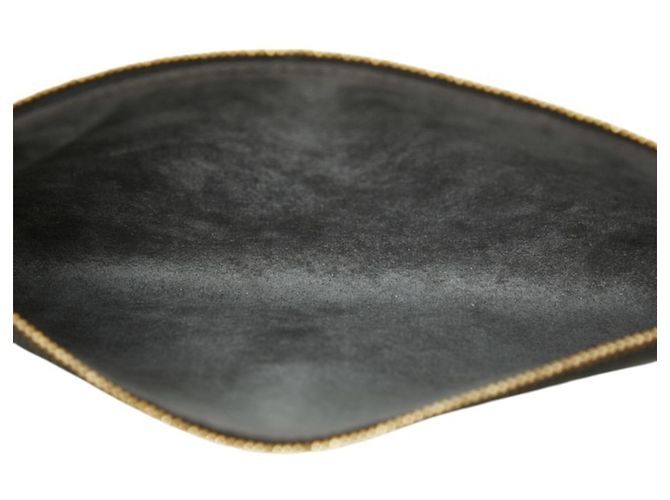 Louis Vuitton Epi Pochette Accessoires Noir - vue 6