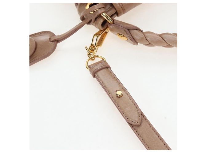 Borsa a spalla Miu Miu Matelassé Vitellolux 2way Beige Gold Auth 197216V D'oro - vista 10