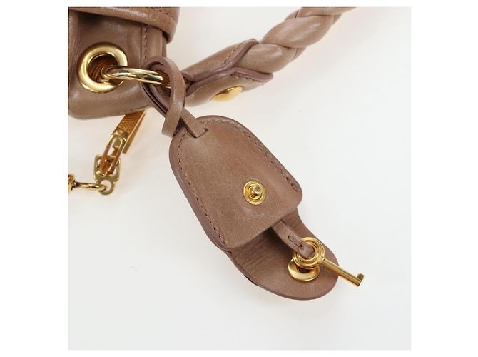Borsa a spalla Miu Miu Matelassé Vitellolux 2way Beige Gold Auth 197216V D'oro - vista 17