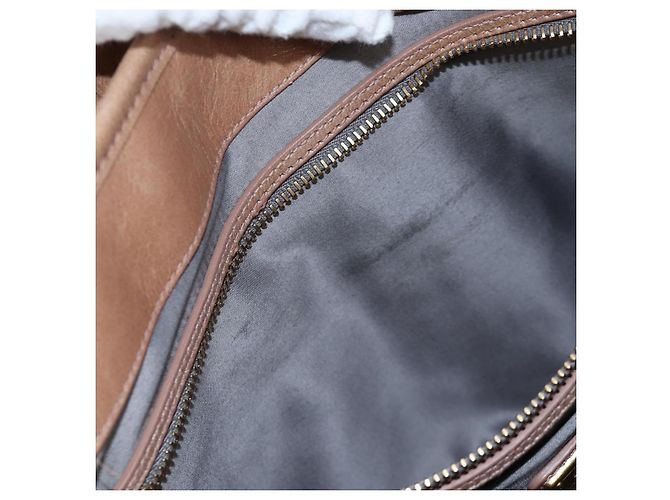Borsa a spalla Miu Miu Matelassé Vitellolux 2way Beige Gold Auth 197216V D'oro - vista 29