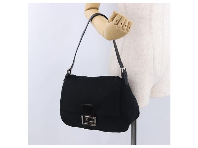 Borsa a tracolla FENDI Mamma Baguette in jersey di cotone nero e argento Auth yk20801V - vista 25