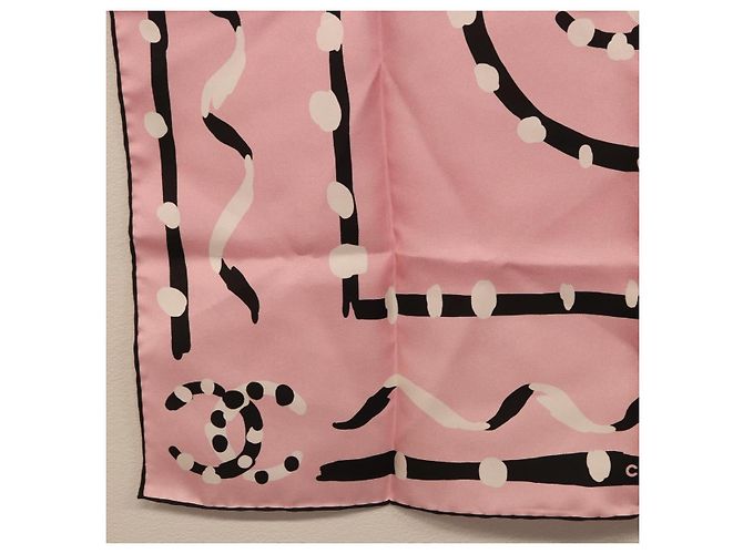 Sciarpa CHANEL in seta rosa CC Auth 198781V - vista 8