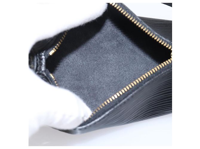 Pouch LOUIS VUITTON Epi Soufflot Nero LV Auth BA15354 - vista 11