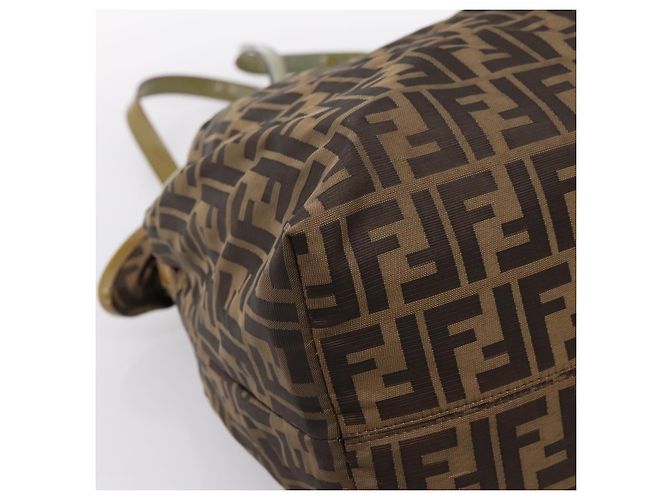 Borsa Tote FENDI Zucca Canvas Nylon Marrone Nero Auth 197800 - vista 13