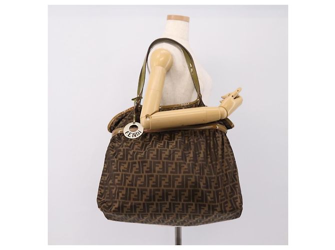 Borsa Tote FENDI Zucca Canvas Nylon Marrone Nero Auth 197800 - vista 22