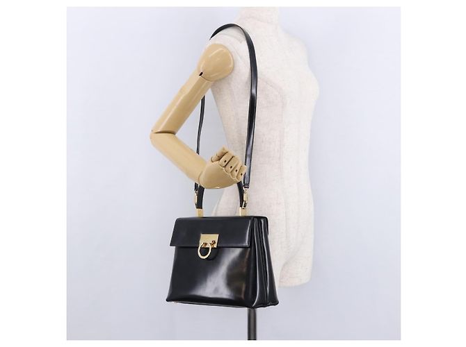 Borsa Salvatore Ferragamo Gancini in vernice 2way Nera Tono Oro Auth 200642 Nero - vista 25