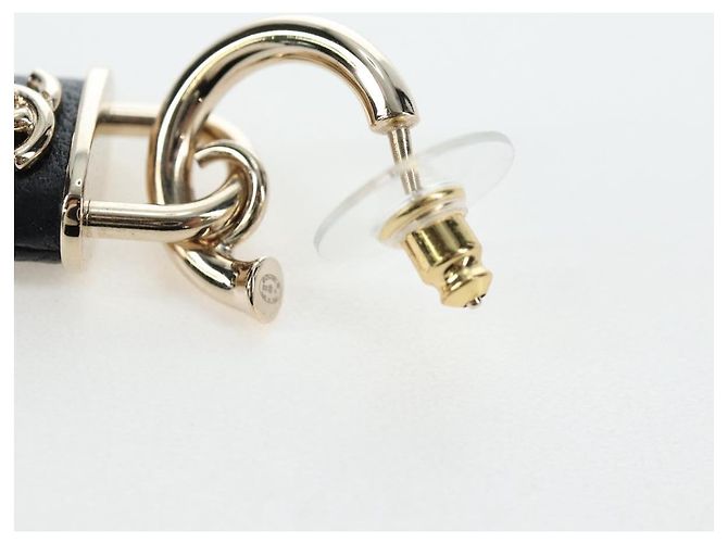 Orecchini CHANEL Push Lock Coco in metallo dorato CC Auth 198851M - vista 8