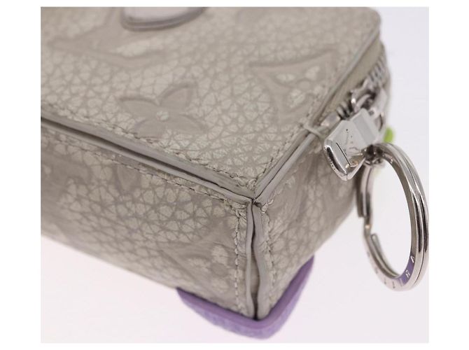 LOUIS VUITTON Taurillon Clemence Monogram Climbing Pouch Gray LV Auth 200276A Marrone - vista 16