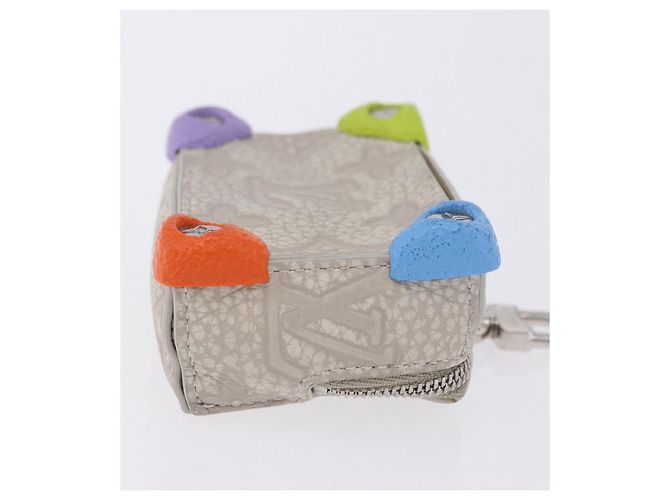 LOUIS VUITTON Taurillon Clemence Monogram Climbing Pouch Gray LV Auth 200276A Marrone - vista 4