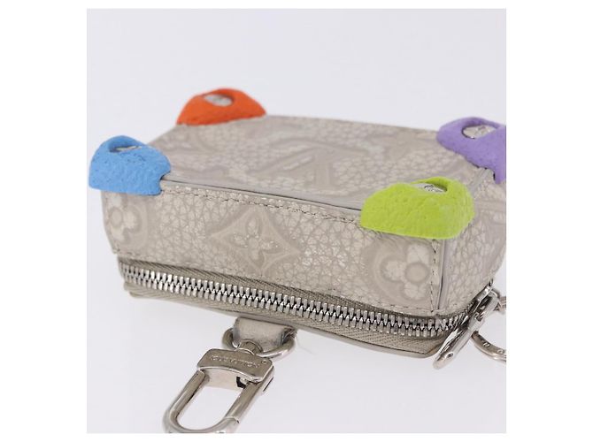 LOUIS VUITTON Taurillon Clemence Monogram Climbing Pouch Gray LV Auth 200276A Marrone - vista 7