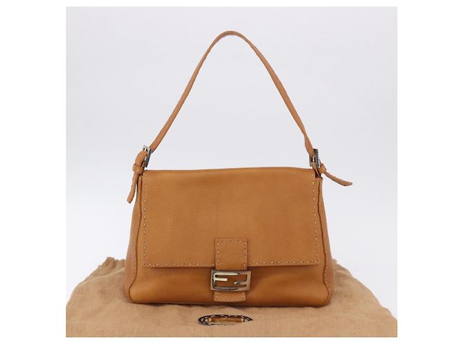 Borsa a tracolla FENDI Selleria Mamma Baguette in pelle marrone argento Auth yk20788SAM - vista 28