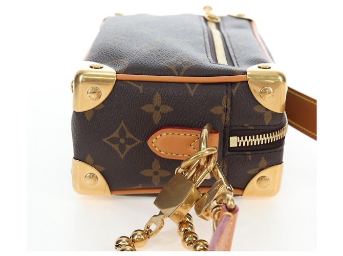 LOUIS VUITTON Monogram Mini Soft Trunk Shoulder Bag M14729 LV Auth 197514SAV Monogramma - vista 4
