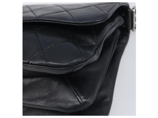 Borsa a tracolla CHANEL Matelasse con catena in pelle d'agnello nera e argento CC Auth yk20835V Nero - vista 12