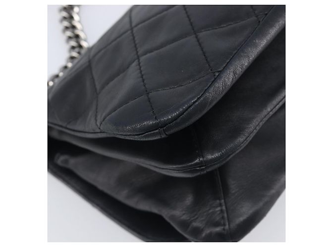 Borsa a tracolla CHANEL Matelasse con catena in pelle d'agnello nera e argento CC Auth yk20835V Nero - vista 15