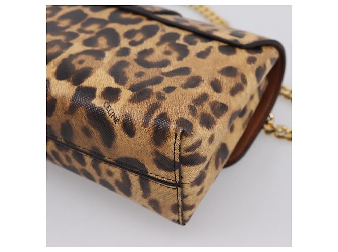 Céline Borsa a tracolla con catena CELINE Triomphe Victoire in pelle marrone e oro Auth yk20866SAM D'oro - vista 12