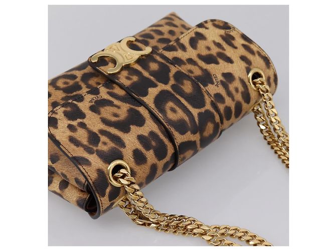 Céline Borsa a tracolla con catena CELINE Triomphe Victoire in pelle marrone e oro Auth yk20866SAM D'oro - vista 6