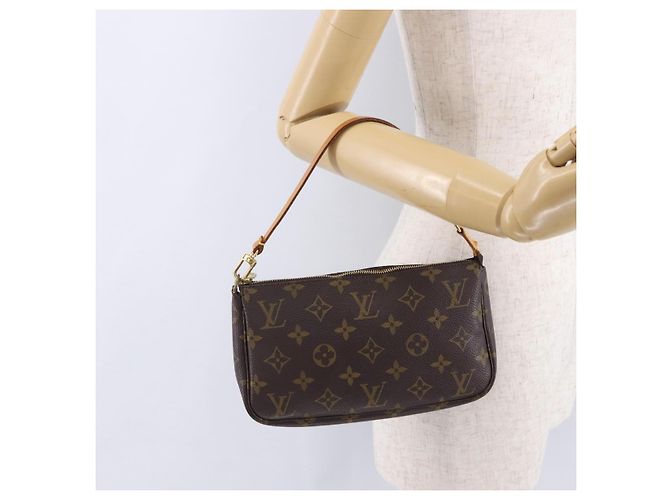 LOUIS VUITTON Monogram Pochette Accessoires Pouch M51980 LV Auth ka5831 Monogramma - vista 20
