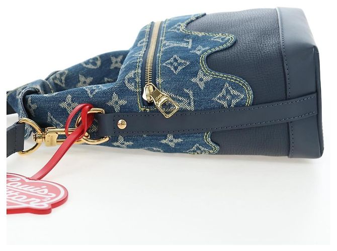 LOUIS VUITTON Monogram Denim Drip Japanese Cruiser NIGO M45970 Auth 198712SM Blu - vista 3